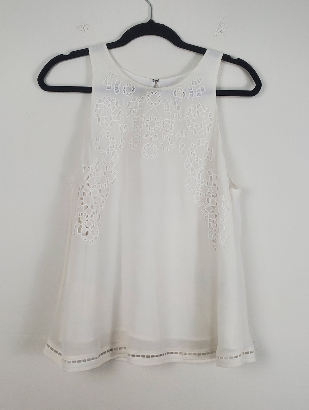 Joie Blouse Sleeveless Ivory Crochet-Accent Women's Top Size Medium